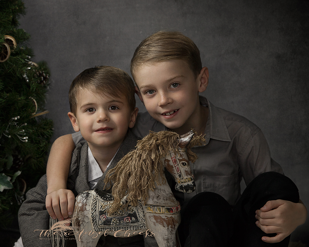 fine art child photographer High Wycombe portraits siblings