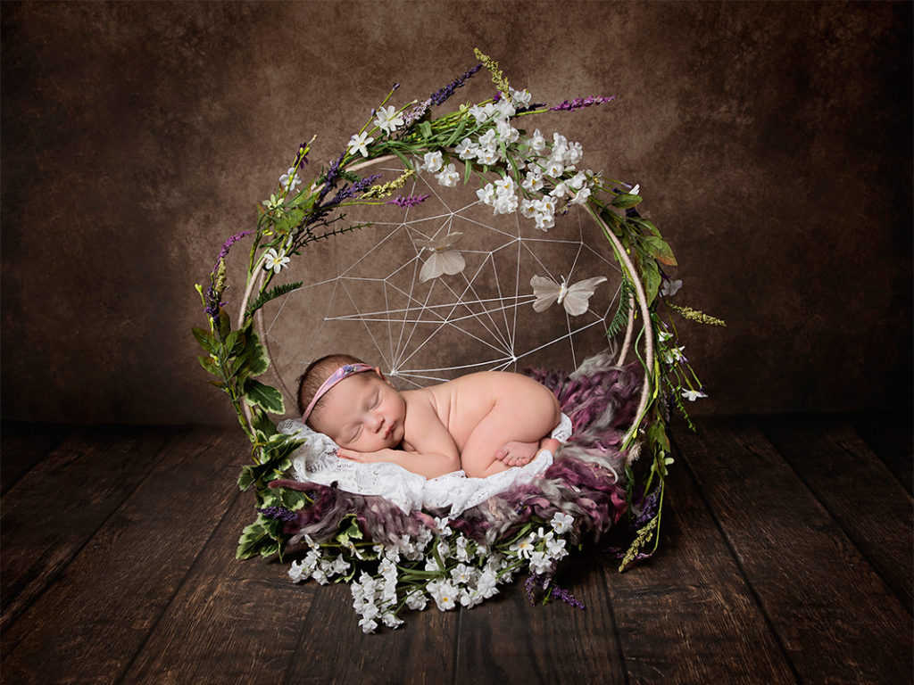 tushy up newborn baby girl photo session High Wycombe The angel Cheeks