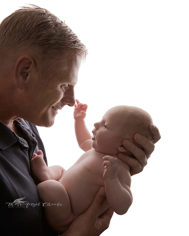 professional photographer baby and dad High Wycombe